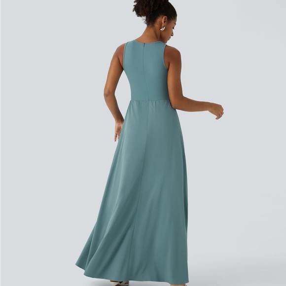 HALARA Breezeful Zipper Sleeveless Pocket Contrast MEDIUM Jumpsuit Stone Blue - Picture 2 of 6